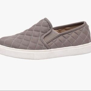 JENN ARDOR Womens Slip On Sneakers Quilted Casual Shoes Fashion Walking Flats/ 8